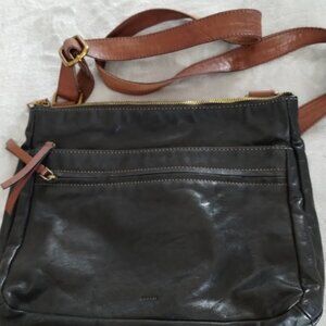 Fossil Crossbody Messenger Leather Bag Black w Brown Strap/Zip Pulls